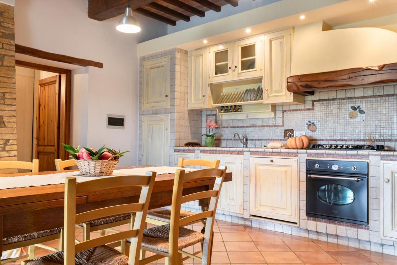 Agriturismo La Valle A Polvereto Tavarnelle Val di Pesa ภายนอก รูปภาพ